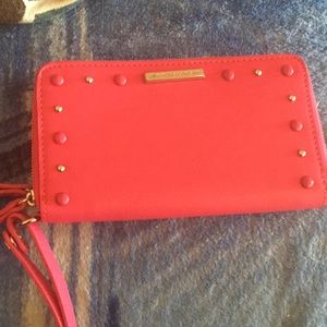 New York and company wallet